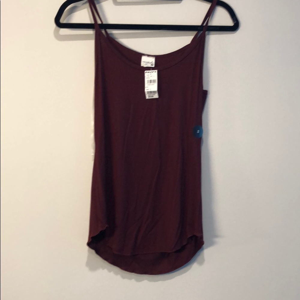 dark red tank top